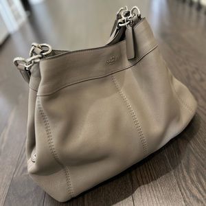 COACH LEXY SHOULDER BAG
